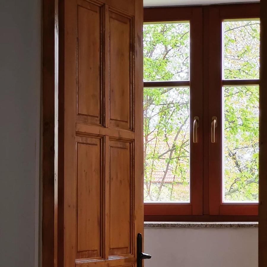 Jera Pince Es Vendeghaz Villa Somlovasarhely Exterior photo
